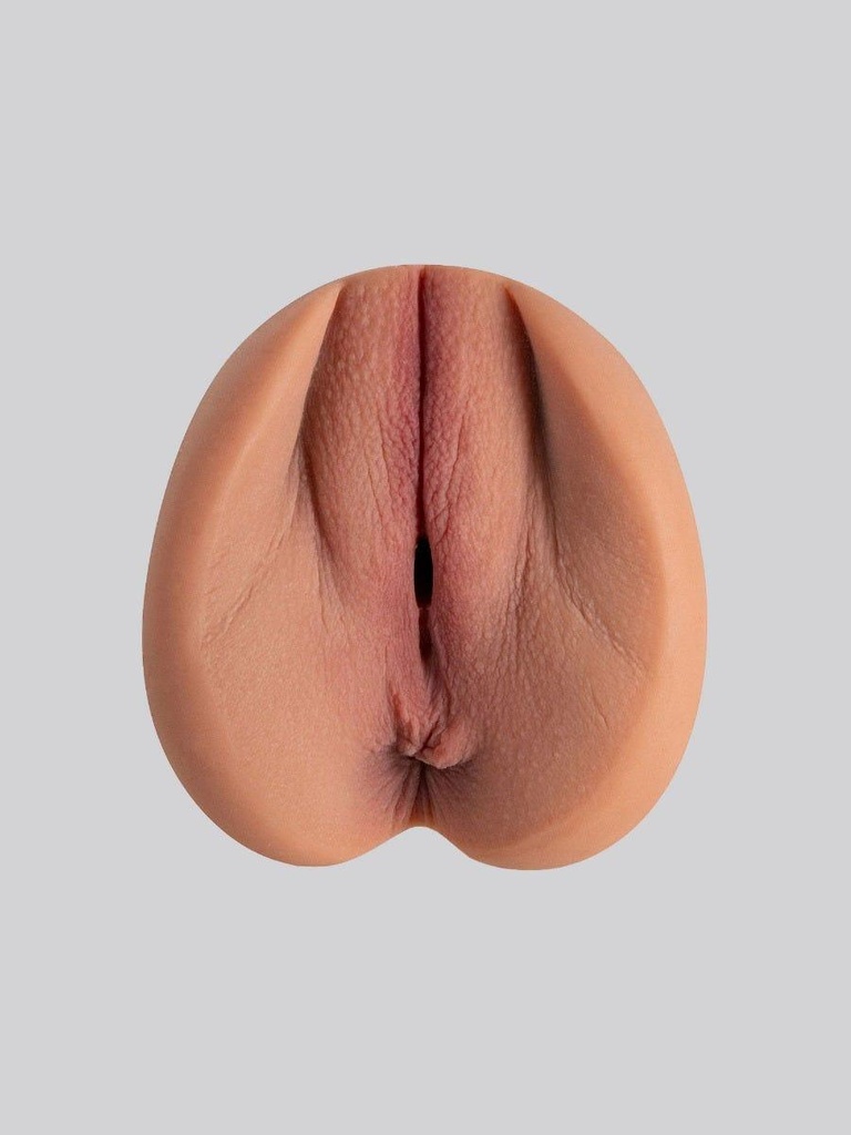 toi-et-moi-chloe-1b.jpg?quality=80&fit=bounds&height=&width=