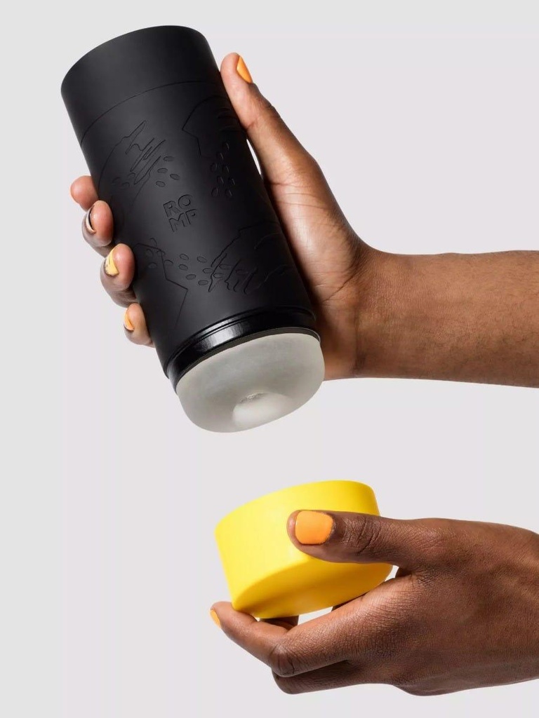 85725_a48013_black_002.jpg?quality=80&fit=bounds&height=&width=